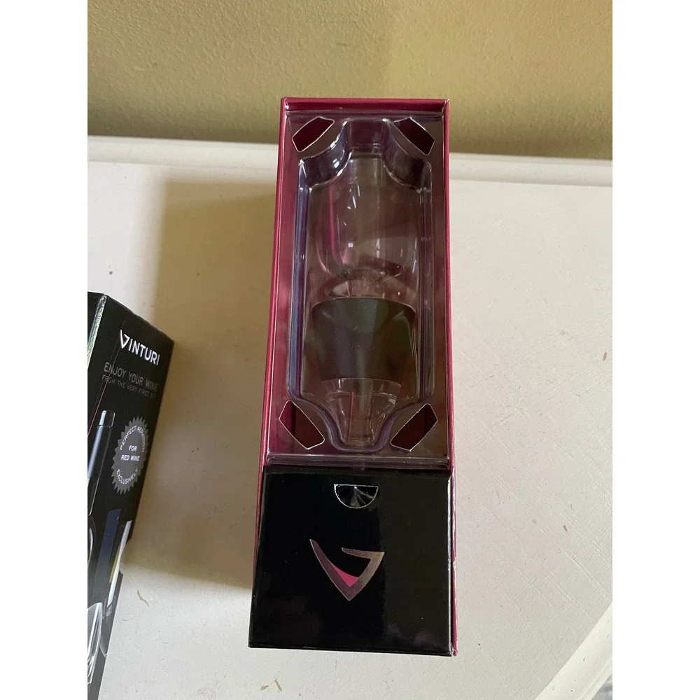 Vinturi Essential Red Wine Aerator with No-Drip Stand and Filter Screen Black